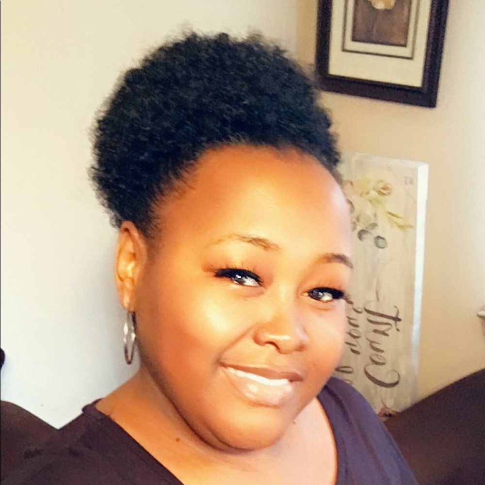 Meet your Posher, Dorethea